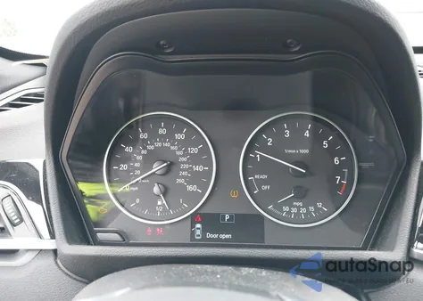 2017 BMW X1 xDrive28I z USA, uszkodzony, nr VIN WBXHT3Z34H4A57353